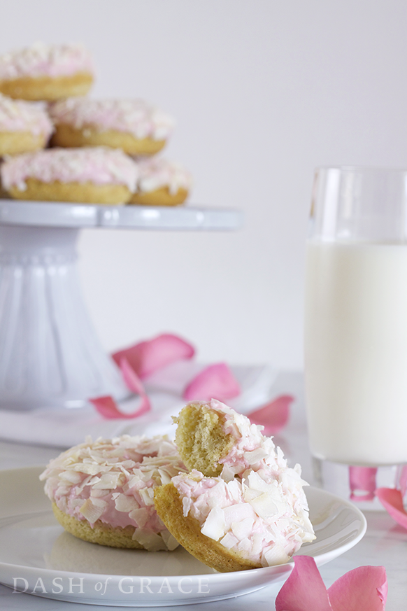 Baked Vanilla Bean Rose Donuts Recipe