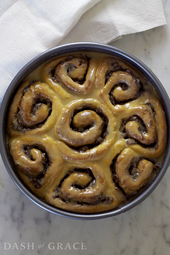 Maple Bacon Cinnamon Rolls Recipe