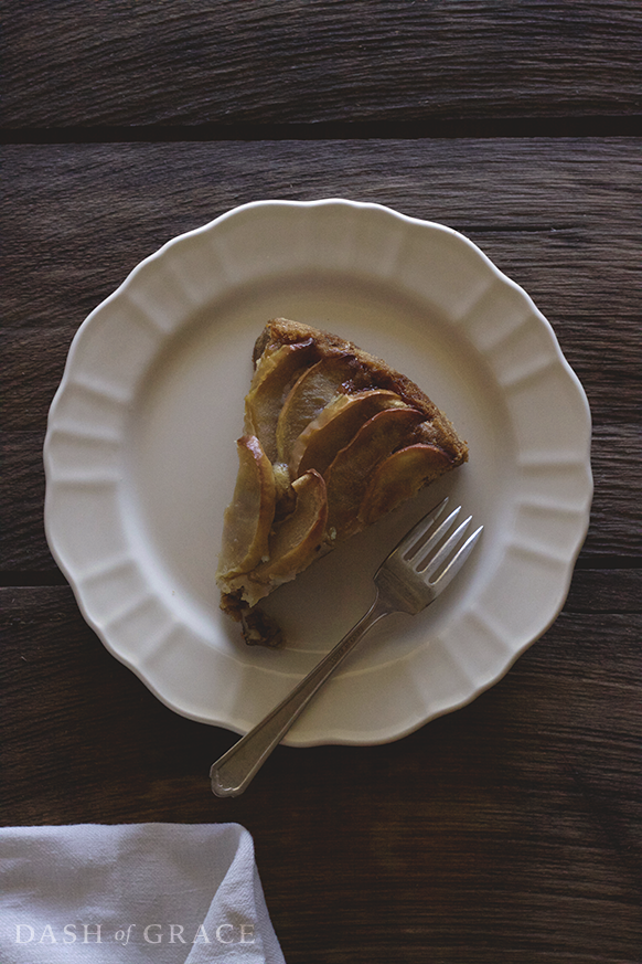 Grandma’s Raw Apple Cake Recipe