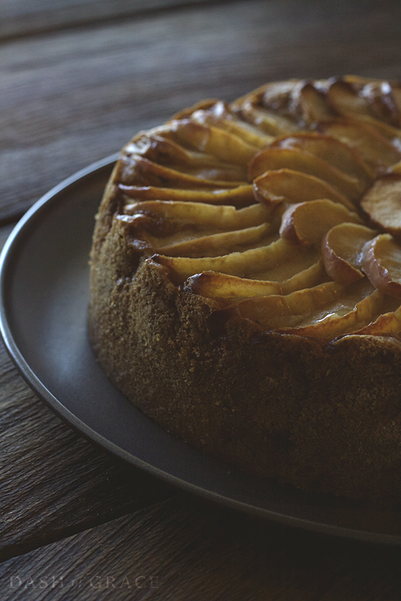 Grandma’s Raw Apple Cake Recipe