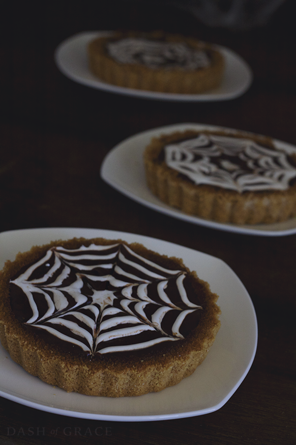 Spooky S'mores Spider Web Tarts Recipe