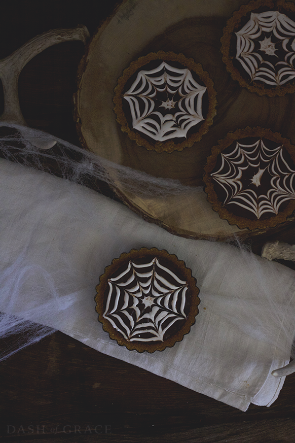 Spooky S'mores Spider Web Tarts Recipe