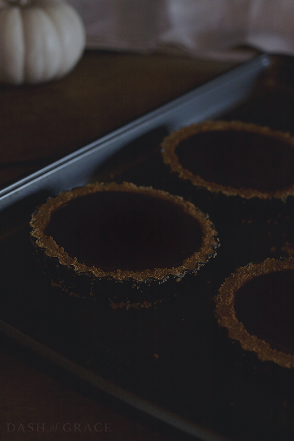 Spooky S'mores Spider Web Tarts Recipe