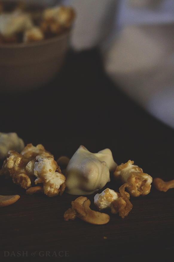 White Chocolate Coconut Cashew Caramel Corn Recipe